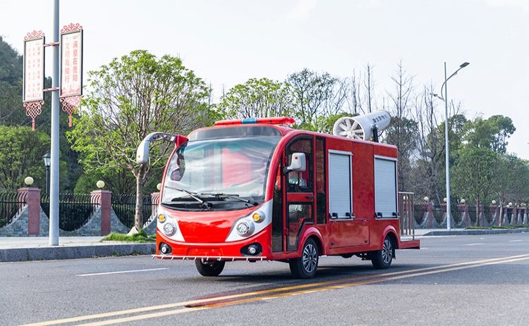 2座除塵車，道路降塵霧炮車